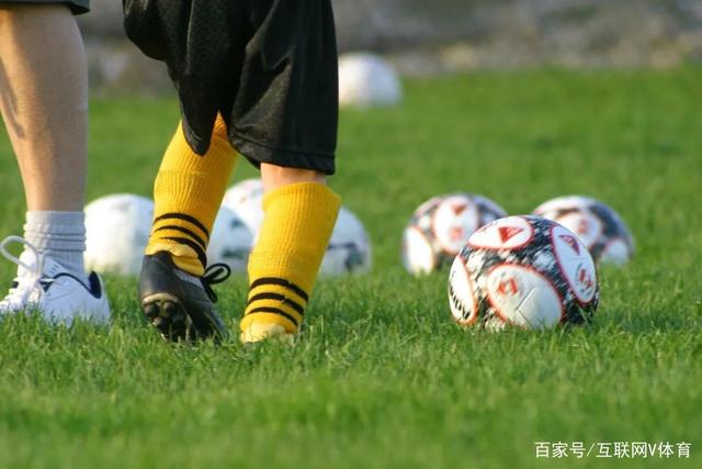 掘金球队训练照片曝光，约基奇和德罗赞等人亮相